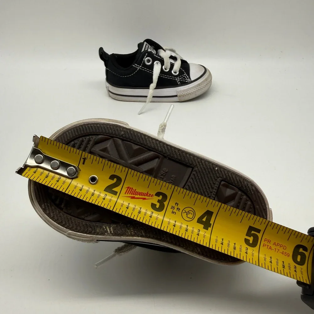 Converse Chuck Taylor‎ All Star Infant Size 3 Black Low Top Sneakers A01699F